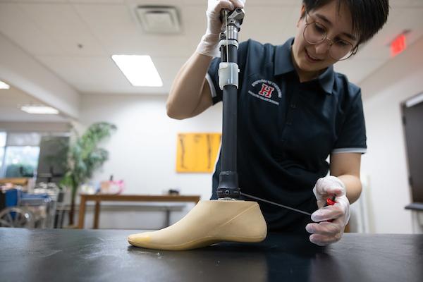 Mspo学生建造假肢